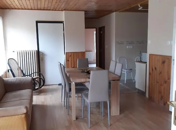 Gasthof Toldi Apartman 3*
